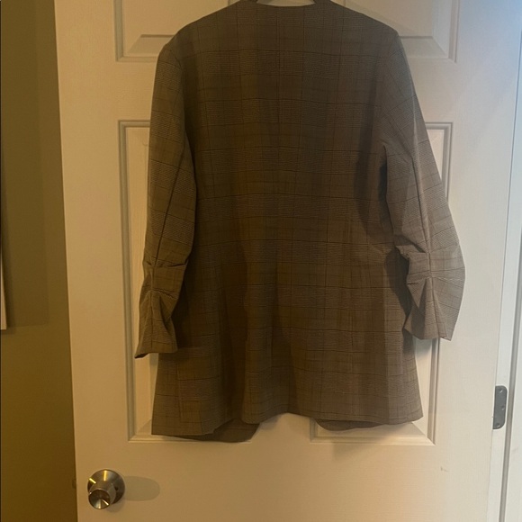 Skies Are Grey Black w/a faint red (ish) strip Plaid Blazer - Picture 3 of 7